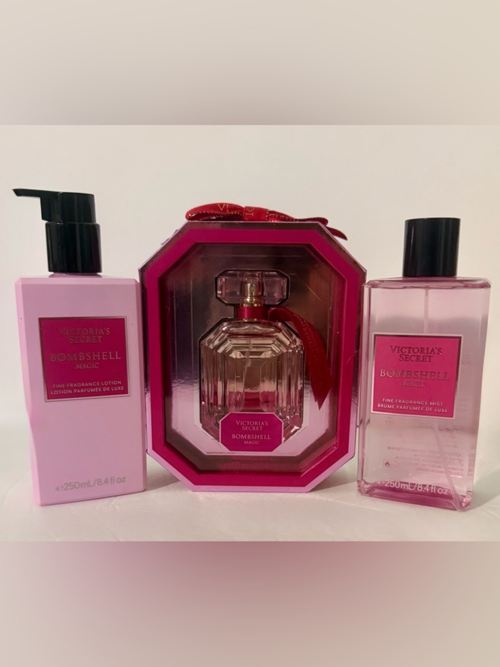 Victoria's Secret’s BOMBSHELL MAGIC Set-Eau 1.7oz,Lotion & Mist DISCONTINUED NEW